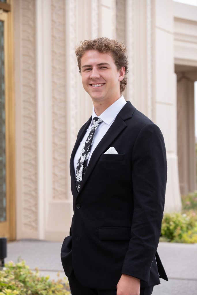 Groom at the Gilbert Arizona Temple